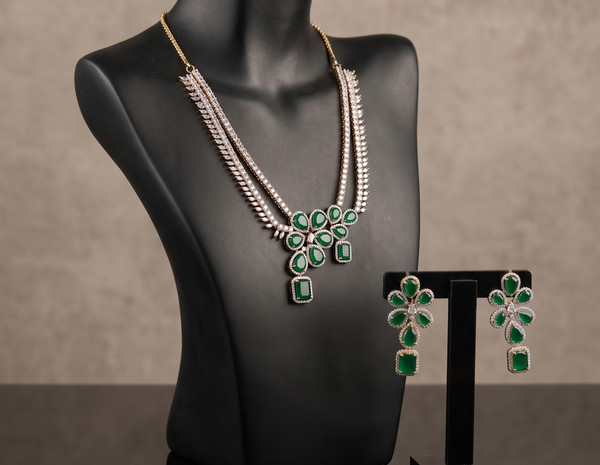 Emerald Bloom Diamond Necklace Set